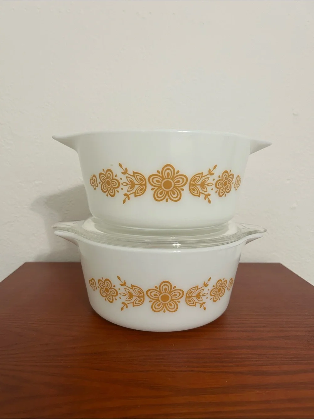 PYREX Butterfly Gold Casserole Set of 4 w/ 1 lid 473 474-B 475-B